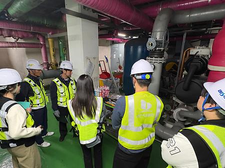 부산시설공단 중부지하도상가업소 합동 안전점첨 참여